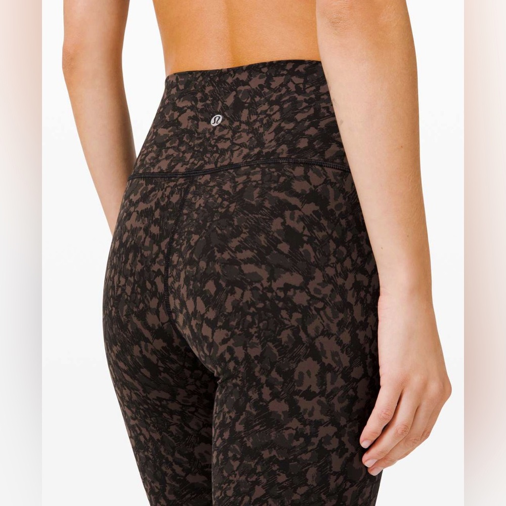 Lululemon Wunder Under Crop Leggings 21” Inseam Brown Camo Leopard Size 6